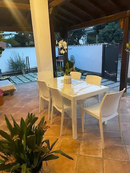 Angy Relax Mare Aeroporto Apartment Focene Italy